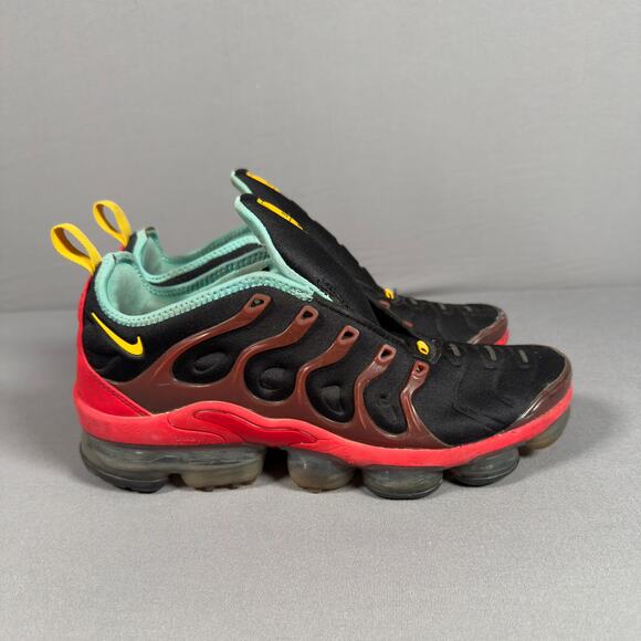 NIKE Air VaporMax Plus Stained Glass Colorway Athletic Shoes main image 2
